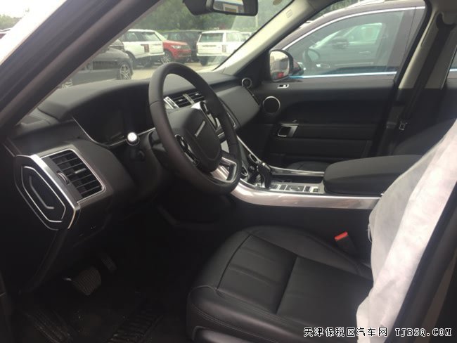 18款路虎揽胜运动柴油版 全景/真皮/液晶仪表现车82.5万
