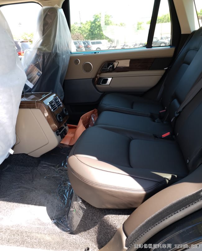 18款路虎揽胜3.0T行政加长版 Vogue中东版汽油现车142万