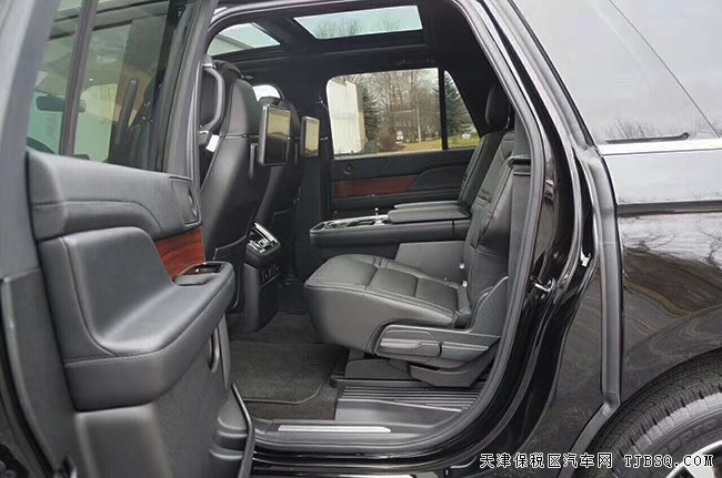 2018款林肯领航员3.5T美规版 300A/科技包/22轮现车139万