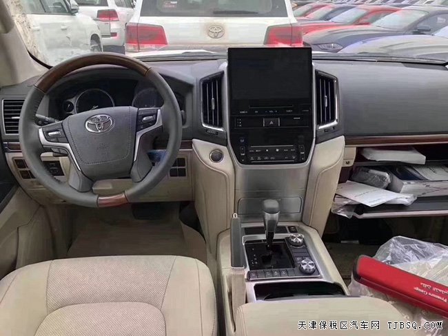 平行进口车丰田酷路泽5.7L中东版 18款现车精选