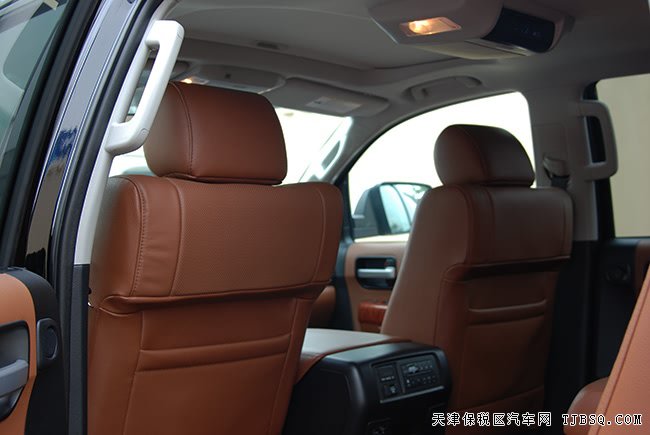 18款丰田红杉5700四驱白金版 7座/20轮/雷测现车95.8万