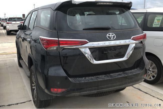 2018款丰田穿越者2700中东版 3气囊/17轮/7座现车31.5万