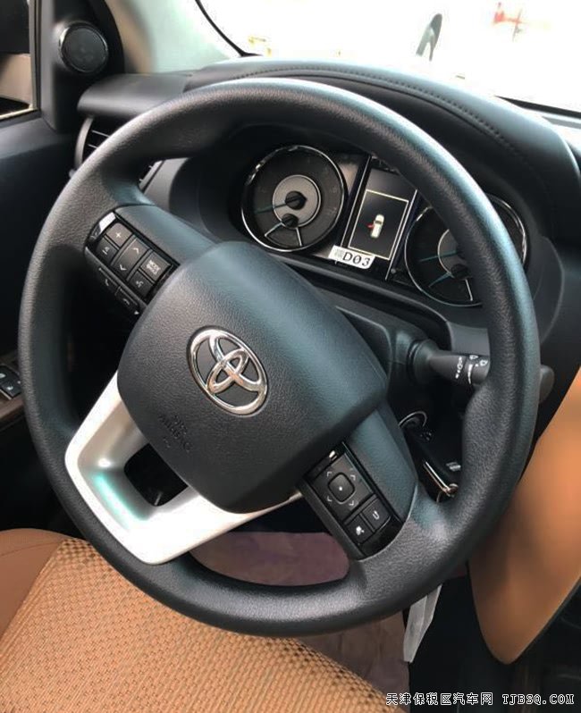 2018款丰田穿越者2700中东版 3气囊/17轮/7座现车31.5万