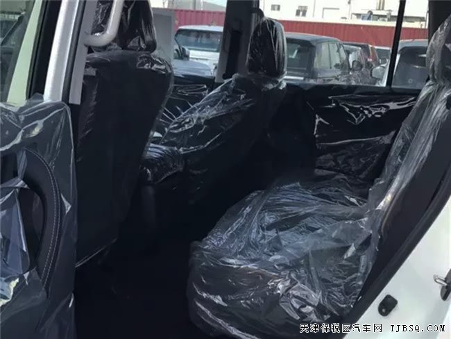 18款日产尼桑途乐Y62中东版 7座/18轮/差速锁现车45.2万