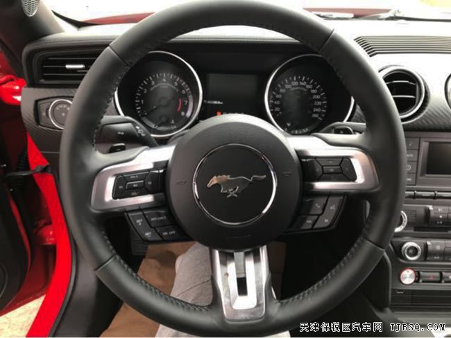 2018款福特野马2.3T美规版 10速/17轮/氙灯现车27.8万