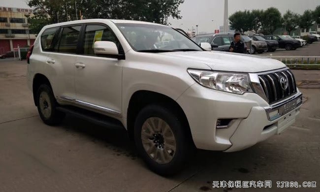 2018款丰田霸道2700中东版 天窗/18轮/后挂现车46.5万