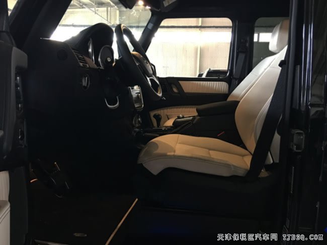2018款奔驰G550加规版 19AMG熏黑轮/天窗/雷测现车162万