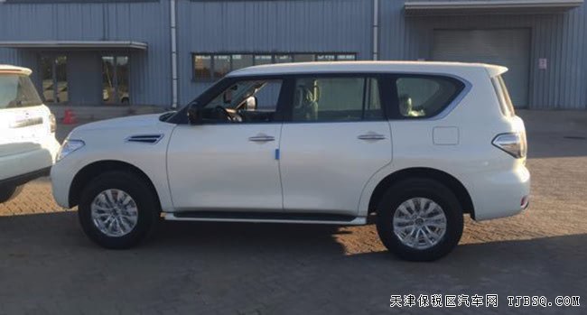 平行进口车日产途乐4.0L中东版 18款Y62现车精选