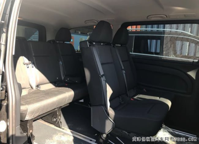 2018款奔驰METRIS美规版 七座/金属漆/双电动门现车41万