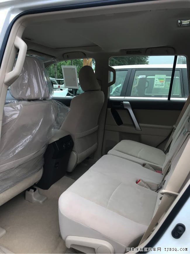 18款丰田普拉多2700中东版 后挂/天窗/大灯清洗现车45万