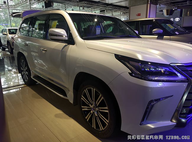 18款雷克萨斯LX570中东铂金版 豪华8座SUV现车150万优选
