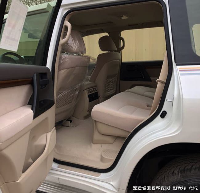 2018款丰田酷路泽4000中东版 18轮/7座/天窗现车66.5万