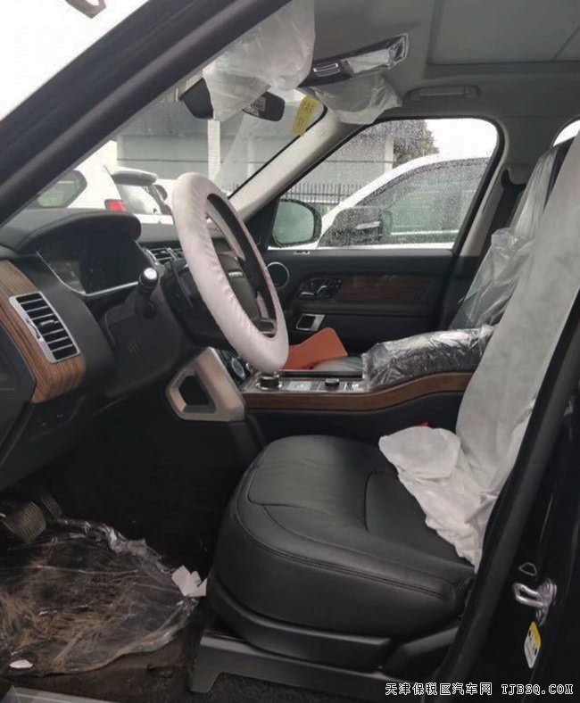 2018款路虎揽胜3.0T柴油欧规版 全景/二代地形现车107万