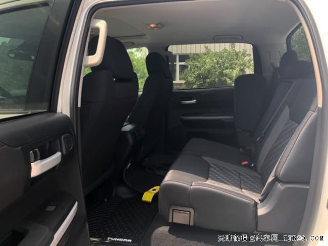 2018款丰田坦途SR5 TRD版皮卡 18越野轮/天窗现车46.3万