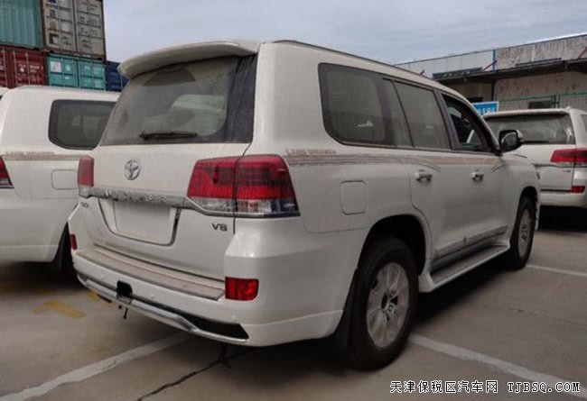 18款丰田酷路泽4600中东版 8气囊/天窗/18轮现车85.5万