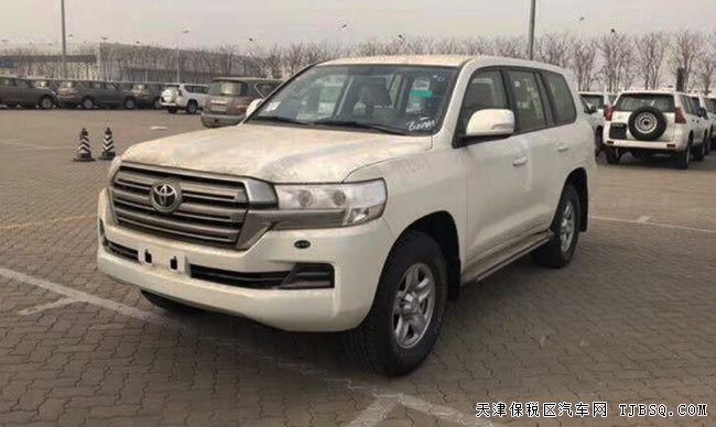 2018款丰田酷路泽4000中东版 17轮/七座/氙灯现车62.8万