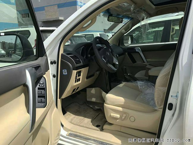 2018款丰田普拉多2700中东版 18轮/天窗/航踏现车45.8万