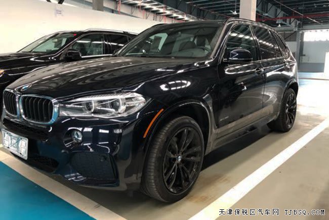 2018款宝马X5M加拿大版 3.0T公路SUV现车绚丽来袭
