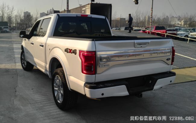 2018款福特F150白金版美式皮卡 天津港现车优选