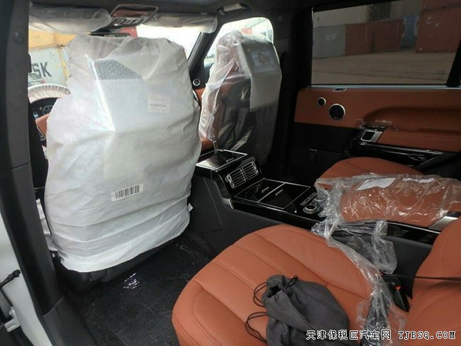 2017款路虎揽胜3.0T柴油创世加长版 22轮/四座现车148万