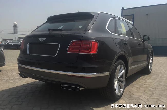 18款宾利添越6.0T汽油欧规版 21轮/四座/后娱现车370万