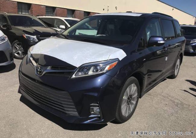 2018款丰田塞纳3.5L七座MPV 四驱顶配版现车优选