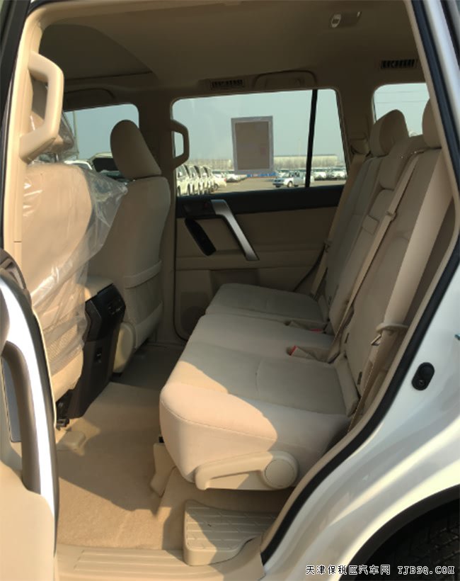 2018款丰田普拉多4000中东版 后挂/18轮/天窗现车57.5万