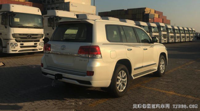 进口丰田兰德酷路泽5700中东版 18款现车优惠畅销