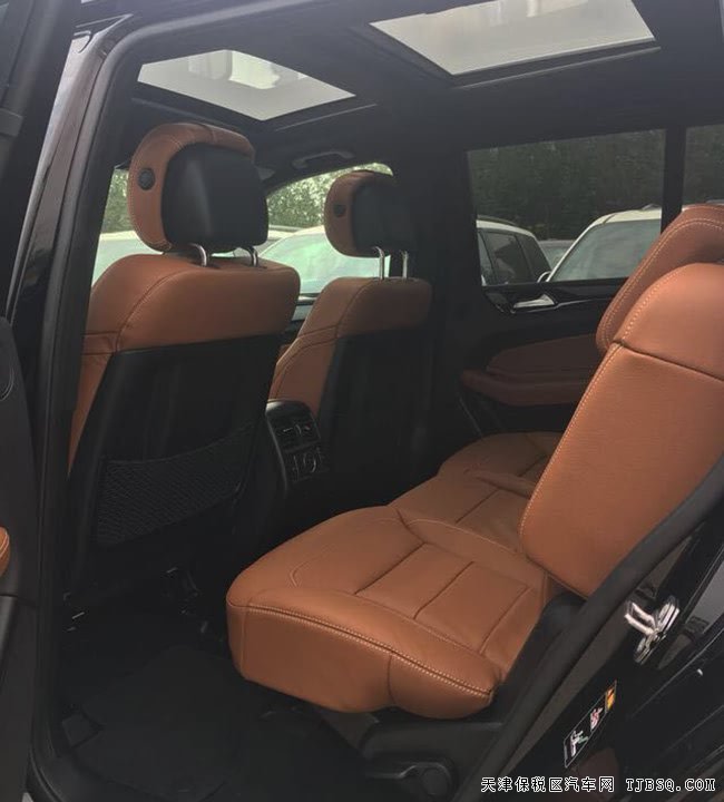 18款奔驰GLS450AMG加规版 豪华包/驾辅包/21轮现车119万
