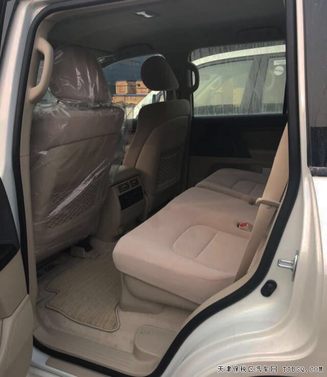 2018款丰田酷路泽4000中东版 18轮/氙灯/冰箱现车63.7万