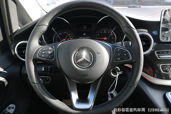 18款奔驰V250中东版 7座/17轮/4气囊/电动门现车53.5万