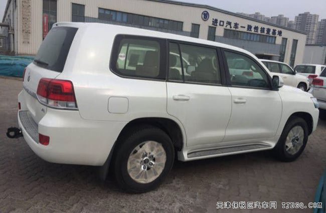2018款丰田酷路泽4.6L V8中东版 经典陆巡津城热销
