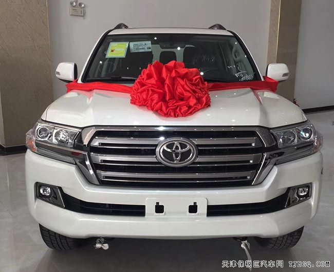 18款丰田兰德酷路泽4.0L中东版 陆巡4000魅力呈现