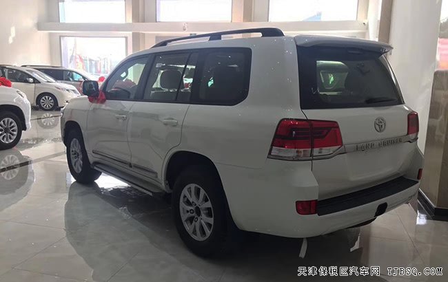 18款丰田兰德酷路泽4.0L中东版 陆巡4000魅力呈现