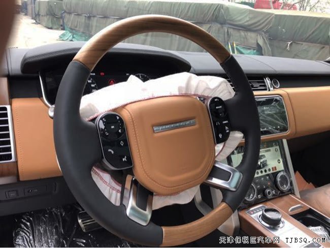 18款路虎揽胜3.0T创世加长版 21战盾轮/创世包现车154万