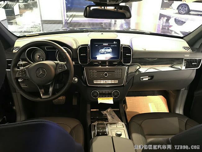 18款奔驰GLE550E混动美规版 19轮/天窗/P02包现车85.3万