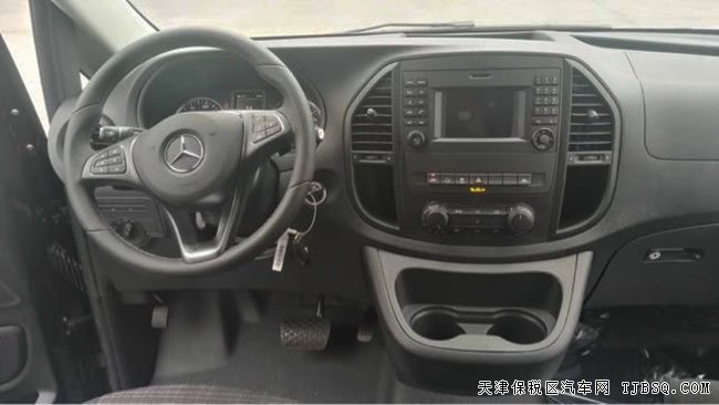 2018款奔驰METRIS加规版 七座/17轮/双电动门现车41.5万