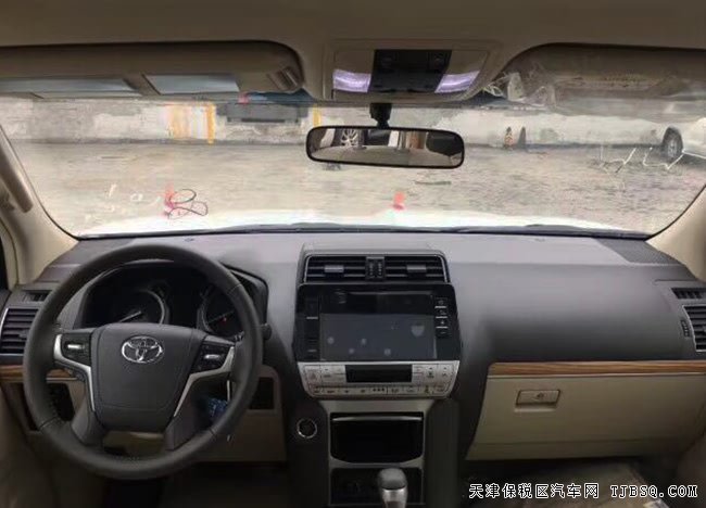2018款丰田霸道4000中东版 9气囊/18轮/天窗现车61.5万