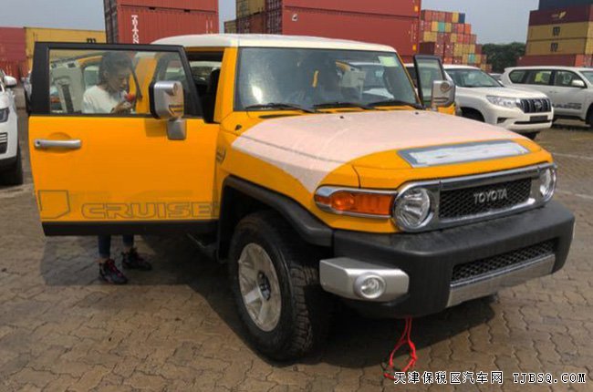 18款丰田FJ酷路泽4.0L中东版 双差/8气囊/JBL现车49.5万