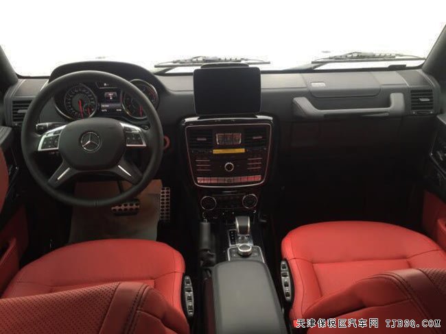 17款奔驰G63AMG加规版 三差速锁/天窗/designo现车235万