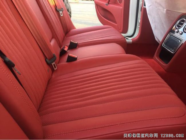 2018款宾利飞驰V8S欧规版 天窗/舒适包/20轮现车262万