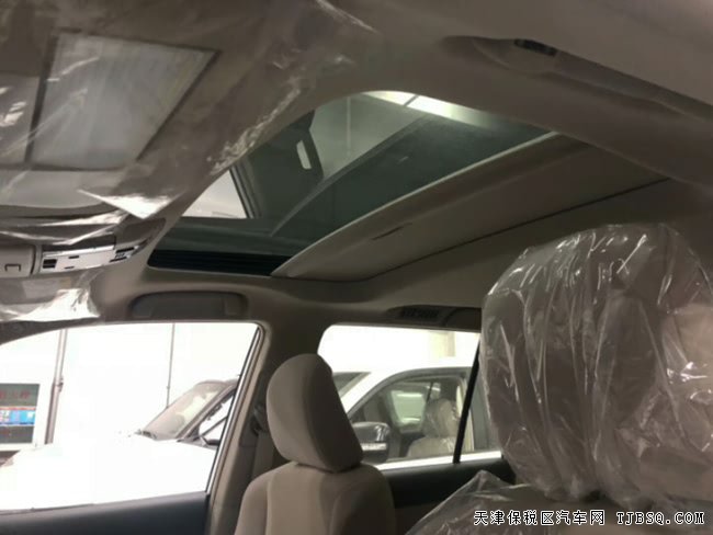 2018款丰田霸道2700中东版 天窗/后挂/17铝轮现车45.3万
