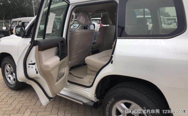 2018款丰田酷路泽4600中东版 陆地巡洋舰V8优惠购