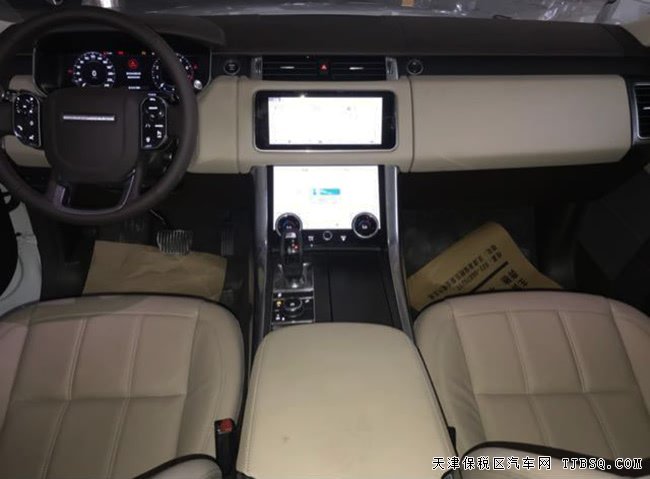 18款路虎揽胜运动汽油版 全景天窗/液晶仪表盘现车86万