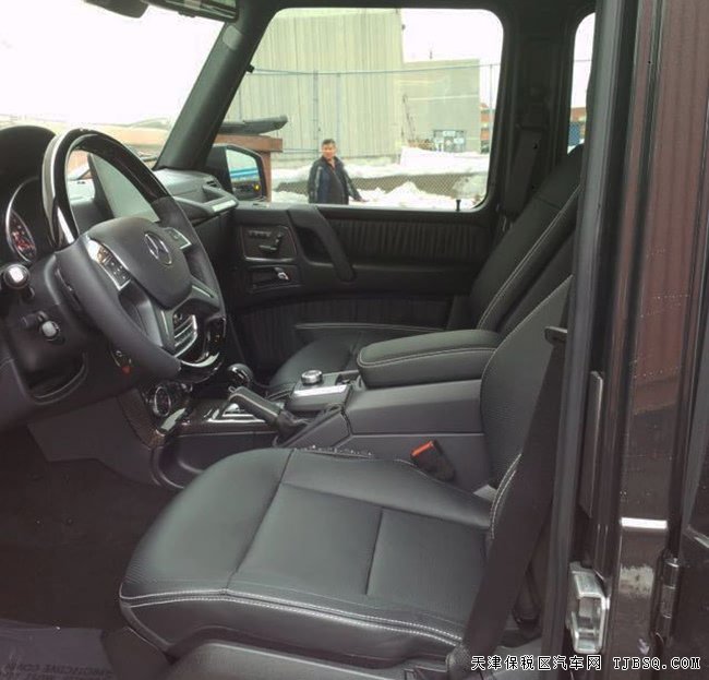18款奔驰G550加规版 金属漆/DESIGNO座椅现车182万精选