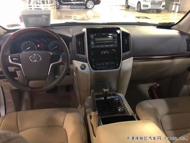 2018款丰田酷路泽4600中东版 包围/8气囊/18轮现车85万