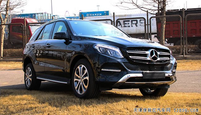 2018款奔驰GLE400中东版 19轮/全景天窗/并道现车78万