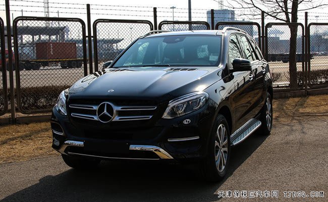 2018款奔驰GLE400中东版 19轮/全景天窗/并道现车78万