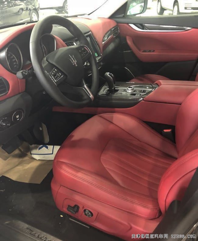 18款玛莎拉蒂levante加规版 雷测/全景/环影现车95.5万