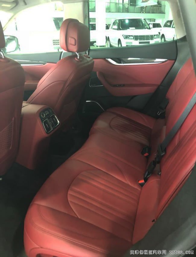 18款玛莎拉蒂levante加规版 雷测/全景/环影现车95.5万